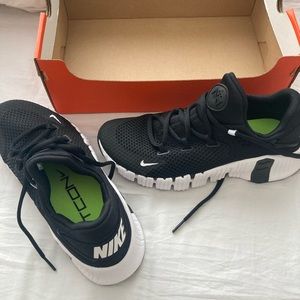 Brand new , Nike free metcon 4. Size 8.5